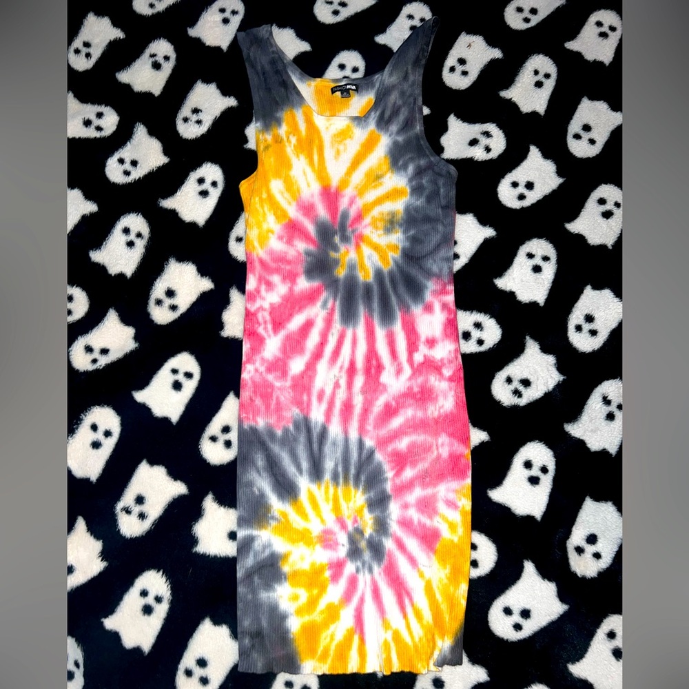 Fashion Nova Pink, Yellow, and Gray Tie-Dye Midi Dress